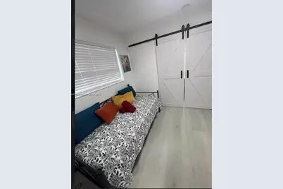 3085 NW 51st St, Miami, FL 33142 - Photo 7