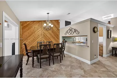 135 Rosewood Cir, Jupiter, FL 33458 - Photo 13