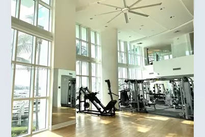 1000 S Pointe Dr #308, Miami Beach, FL 33139 - Photo 9