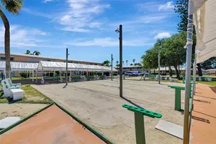 800 SW 10th Terrace, Hallandale Beach, FL 33009 - Photo 35