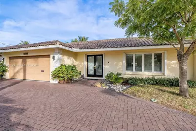 2751 NE 57th St, Fort Lauderdale, FL 33308 - Photo 1