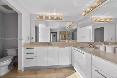 3330 NE 190th St #1519, Aventura, FL 33180 - Photo 25