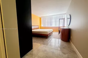 16565 NE 26th Ave, North Miami Beach, FL 33160 - Photo 21