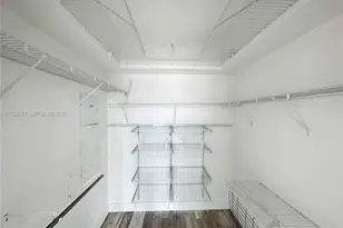 951 Brickell Ave, Miami, FL 33131 - Photo 11