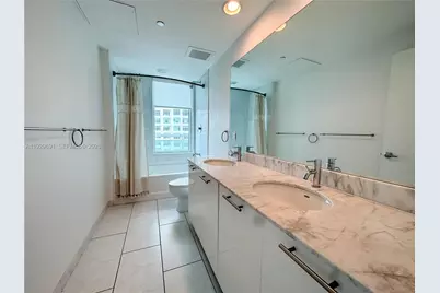 951 Brickell Ave #801, Miami, FL 33131 - Photo 9