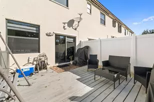 3272 W 92nd Pl, Hialeah, FL 33018 - Photo 15