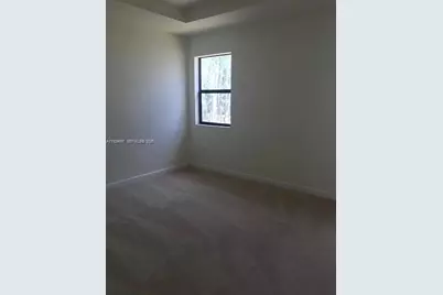 3322 W 97th St #3322, Hialeah, FL 33018 - Photo 5