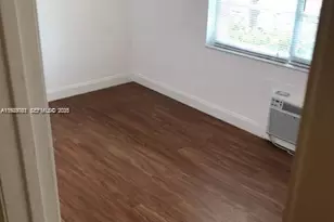 6941 Bay Dr, Miami Beach, FL 33141 - Photo 11