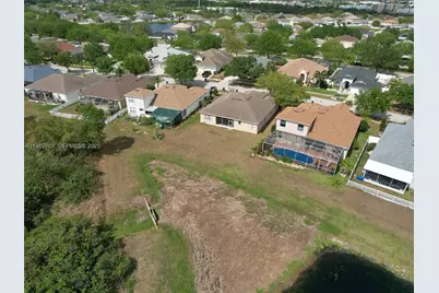 10907 Australian Pine Dr, Riverview, FL 33579 - Photo 47