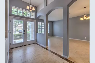 10907 Australian Pine Dr, Riverview, FL 33579 - Photo 7