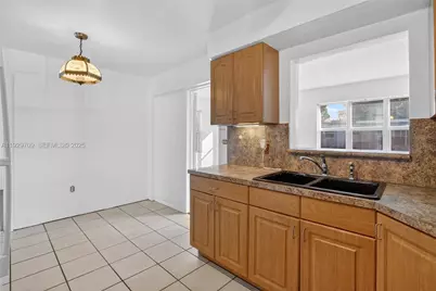 6560 Sherman St, Hollywood, FL 33024 - Photo 13