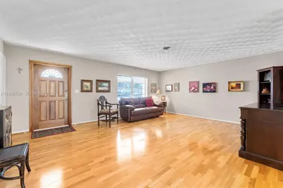 8345 SW 98th St, Miami, FL 33156 - Photo 7