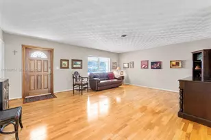 8345 SW 98th St, Miami, FL 33156 - Photo 7