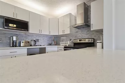 313 Knotty Pine Cir #A-2, Greenacres, FL 33463 - Photo 3