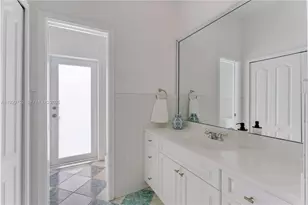 9221 SW 170th Ln, Palmetto Bay, FL 33157 - Photo 15