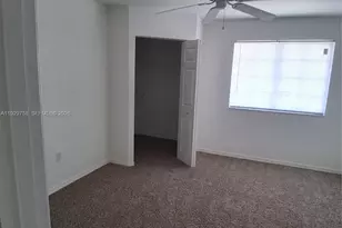 11165 SW 6th St, Pembroke Pines, FL 33025 - Photo 19