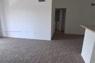 11165 SW 6th St, Pembroke Pines, FL 33025 - Photo 9