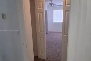 11165 SW 6th St, Pembroke Pines, FL 33025 - Photo 21