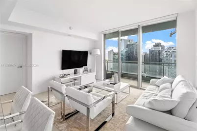 92 SW 3rd St #4704, Miami, FL 33130 - Photo 1