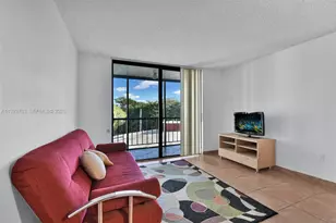 9682 Fontainebleau Blvd, Miami, FL 33172 - Photo 9