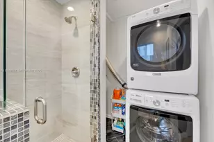 101 NE 46th Ct, Oakland Park, FL 33334 - Photo 21