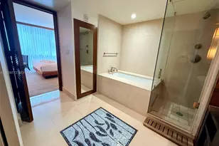 6801 Collins Ave, Miami Beach, FL 33141 - Photo 35