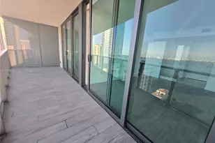 460 NE 28th St, Miami, FL 33137 - Photo 27