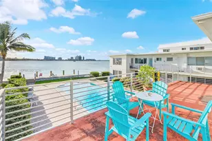 2250 Bay Dr, Miami Beach, FL 33141 - Photo 9