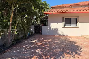 6765 SW 19th St, Miami, FL 33155 - Photo 1