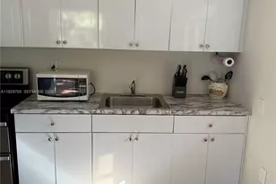 6765 SW 19th St, Miami, FL 33155 - Photo 5