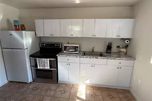 6765 SW 19th St, Miami, FL 33155 - Photo 3