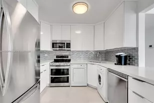 5601 Collins Ave, Miami Beach, FL 33140 - Photo 5