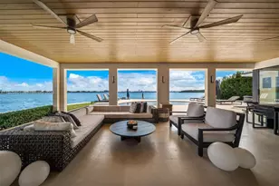 1995 NE 118th Rd, North Miami, FL 33181 - Photo 17