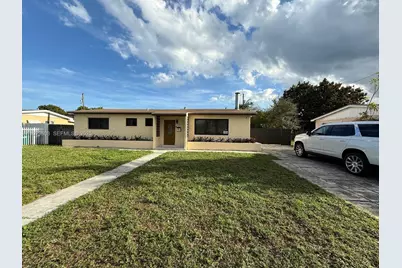 1270 North Dr, Miami, FL 33179 - Photo 5