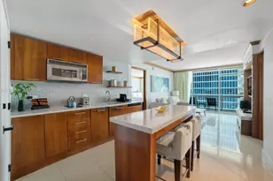 6801 Collins Ave, Miami Beach, FL 33141 - Photo 3