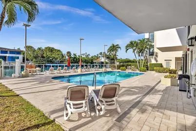 9800 W Bay Harbor Dr #403, Bay Harbor Islands, FL 33154 - Photo 9