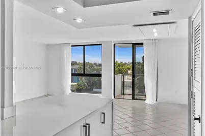 9800 W Bay Harbor Dr #403, Bay Harbor Islands, FL 33154 - Photo 23