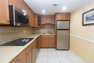 2841 NE 163rd St #706, North Miami Beach, FL 33160 - Photo 5