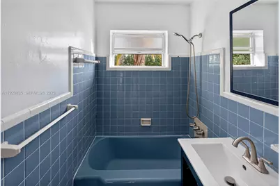 160 S Shore Dr #5, Miami Beach, FL 33141 - Photo 15