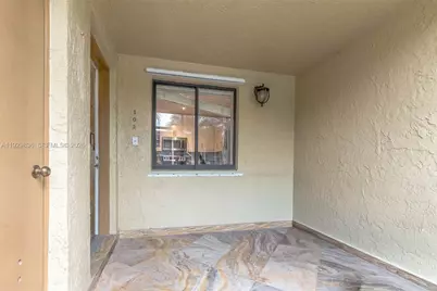 325 Lakeview Dr #102, Weston, FL 33326 - Photo 15