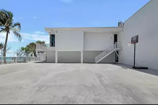 5401 Collins Ave, Miami Beach, FL 33140 - Photo 37