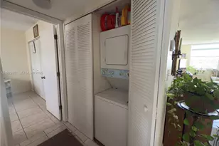 6890 Royal Palm Blvd, Margate, FL 33063 - Photo 17