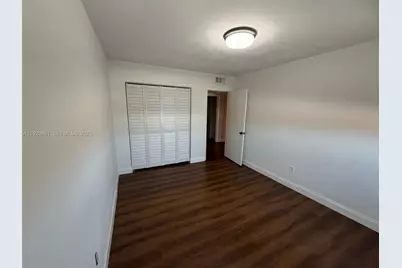 6855 W 2nd Ln, Hialeah, FL 33014 - Photo 29