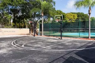 19601 E Country Club Dr, Aventura, FL 33180 - Photo 19