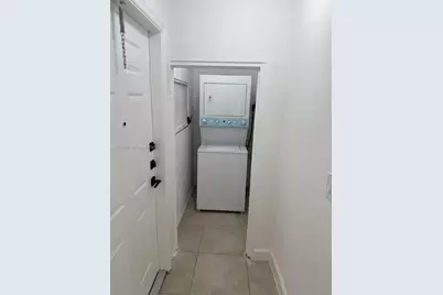 621 E 13th St, Hialeah, FL 33010 - Photo 25