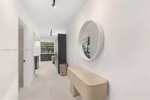 5875 Collins Ave, Miami Beach, FL 33140 - Photo 13