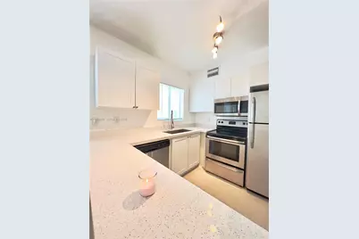 8035 Crespi Blvd #13, Miami Beach, FL 33141 - Photo 3