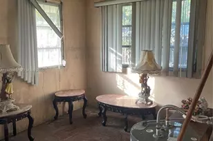 1040 NW 28th Ave, Miami, FL 33125 - Photo 27