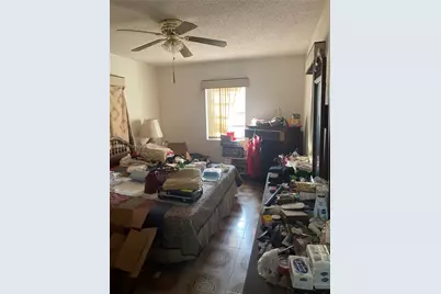 1040 NW 28th Ave, Miami, FL 33125 - Photo 19