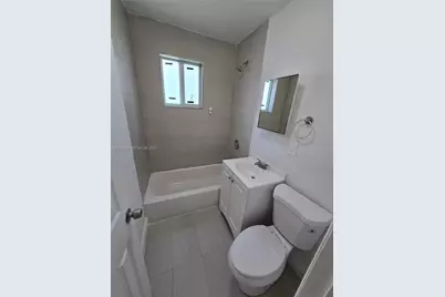 535 NW 7th St #9, Miami, FL 33136 - Photo 19